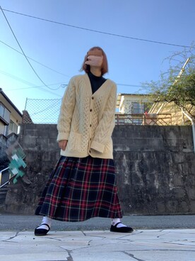 「古着のアイテム（カーディガン/ボレロ、ホワイト系）」を使った、haruさん（レディース・162cm）の秋コーディネート