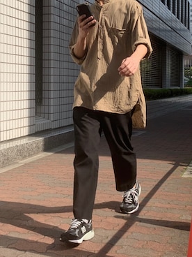 「THEE（シー）のアイテム（パンツ）」を使った、27さん（メンズ・170cm）の春コーディネート