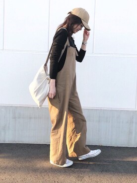 「PT（ピーティ）のアイテム（ショルダーバッグ）」を使った、mikiteeさん（レディース・166cm）の冬コーディネート