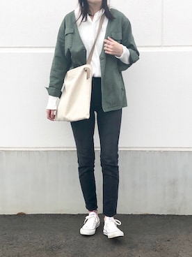 「PT（ピーティ）のアイテム（ショルダーバッグ）」を使った、mikiteeさん（レディース・166cm）の春コーディネート