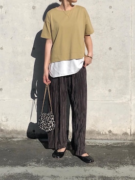 「OZOC（オゾック）のアイテム（Tシャツ/カットソー）」を使った、mikiteeさん（レディース・166cm）の秋コーディネート