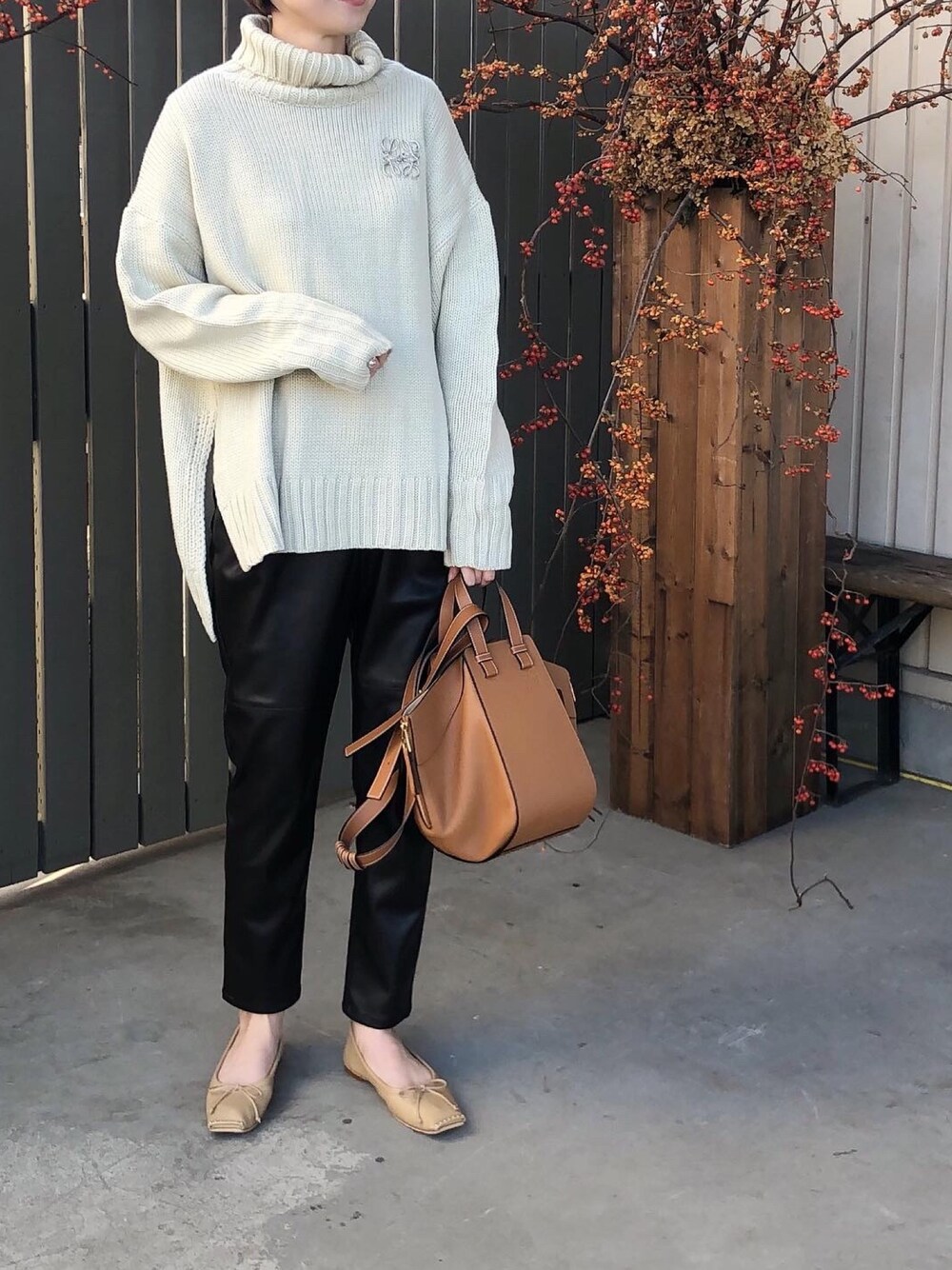 ◎STORY 5月号＆Spring 6月号掲載：フェイクレザーパンツ【MAISON