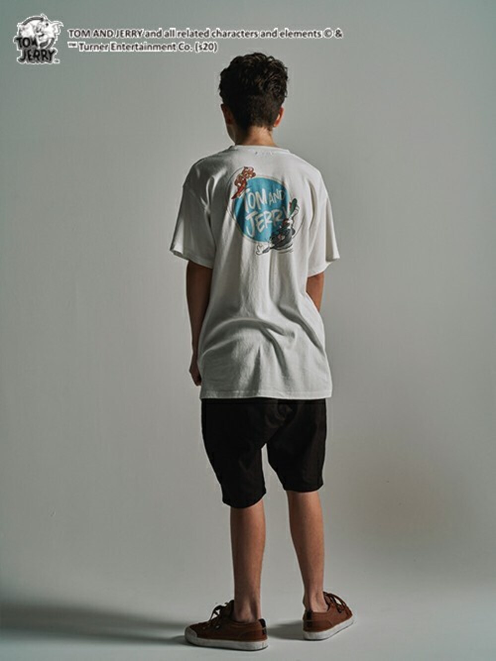 「Tシャツ、ハーフパンツ、キッズコーデ、男の子、夏コーデ、キッズファッション、レグルス、LEGURUS STANDARD、レグルススタンダード、LEGURUS」｜「LEGURUS STANDARDのトムとジェリー コラボ グラフィックTシャツ1（Tシャツ/カットソー、ホワイト系）」を使った、LEGURUS STANDARDさん（キッズ・160cm）の夏コーディネートの1枚目の写真