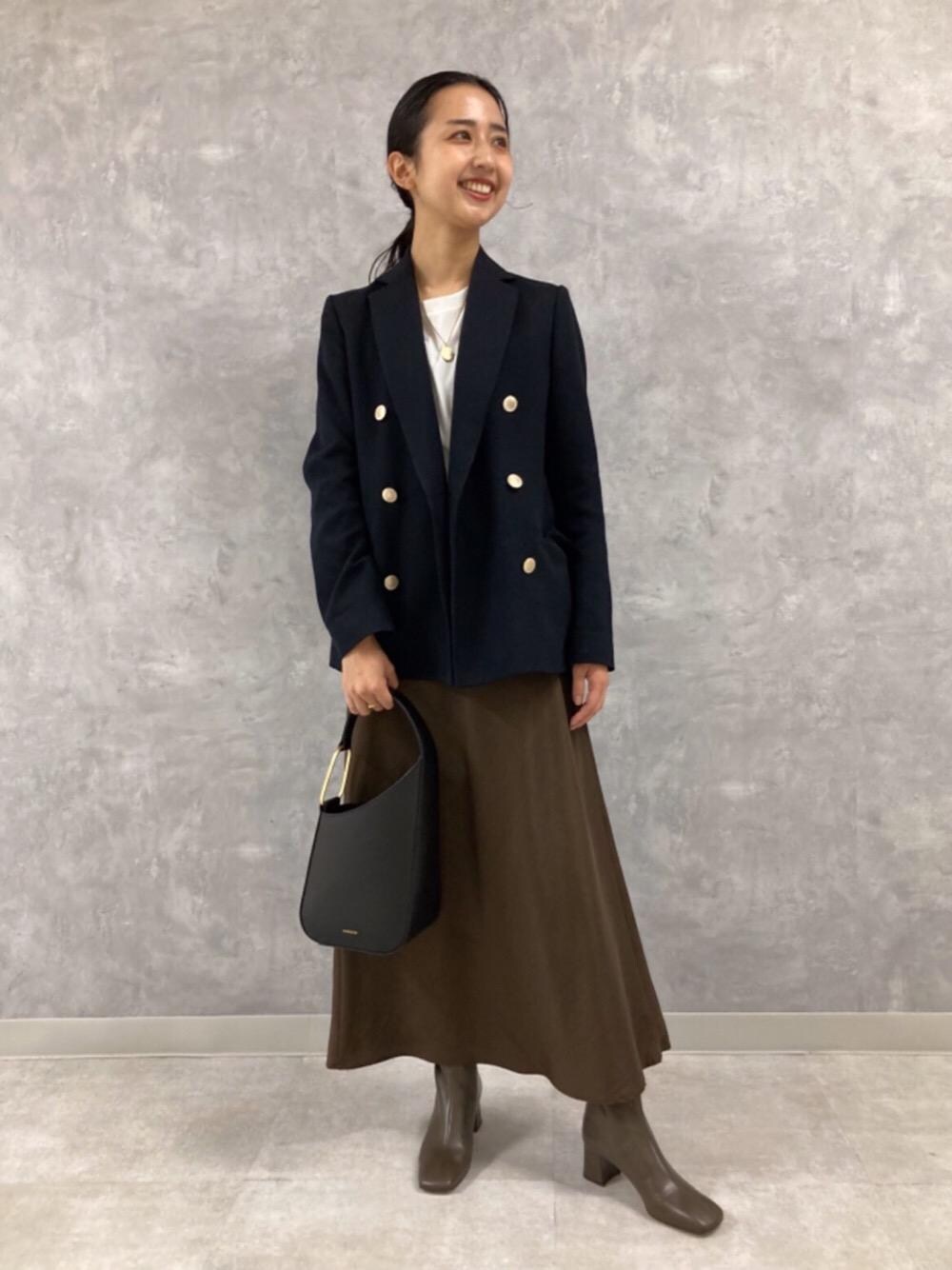 「ジャケット、スカート、ブーツ、ビジネス、ユナイテッドアローズ、オデットエオディール、スクエアトゥ、Skirt style、秋トレンド2021、今年の一押しショートブーツ」｜「ODETTE E ODILEのスクエアトゥ ショートブーツ55↓↑ ■（ブーツ、ブラウン系）」を使った、吉田　オデット エ オディール スタッフさん（レディース・156cm）の秋コーディネートの1枚目の写真