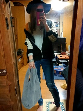 「D&G（ディーアンドジー）のアイテム（腕時計）」を使った、めぐ姫さん（レディース・158cm）の春コーディネート