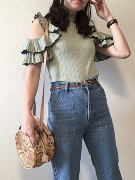 「SNIDEL（スナイデル）のアイテム（ニット/セーター、グリーン系）」を使った、まなみんさん（レディース・161cm）の春コーディネート