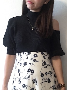 「Chico（チコ）のアイテム（Tシャツ/カットソー、ブラック系）」を使った、まなみんさん（レディース・161cm）の春コーディネート