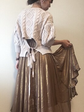 「Chico（チコ）のアイテム（スカート、ゴールド系）」を使った、まなみんさん（レディース・161cm）の春コーディネート