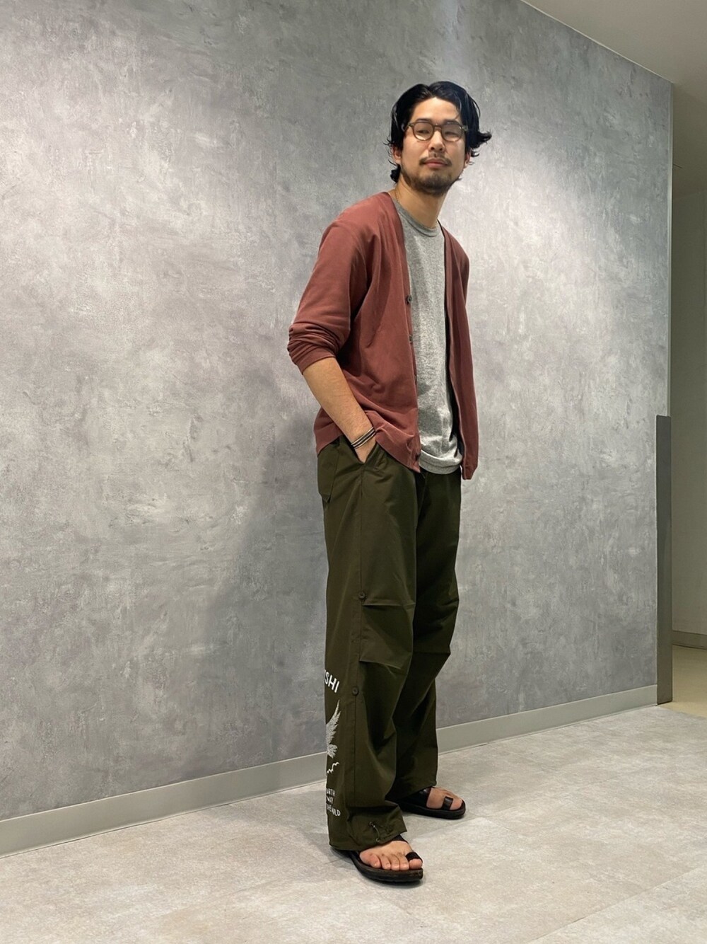 「Handvaerk、AURALEE、Maharishi、JUTTA NUEMANN」｜「MAHARISHI の【maharishi】〈別注〉スノパンツ MEN（その他パンツ、グリーン系）」を使った、imutaさん（メンズ・178cm）の夏コーディネートの1枚目の写真