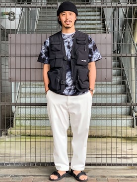 「アイテム（Tシャツ/カットソー、ブラック系）」を使った、かねちさん（メンズ・169cm）の夏コーディネート