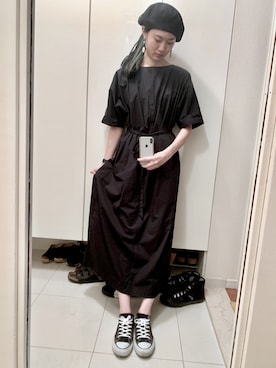 「ワンピース×スニーカー」｜「アイテム（ハンチング/ベレー帽）」を使った、HARUKA  さん（レディース・171cm）の夏コーディネート