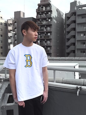 「UCLA（ユーシーエルエー）のアイテム」を使った、RiNcさん（メンズ・180cm）の夏コーディネート