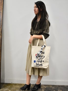 「Keith Haring（キース・ヘリング）のアイテム」を使った、RiNcさん（レディース・164cm）の秋コーディネート