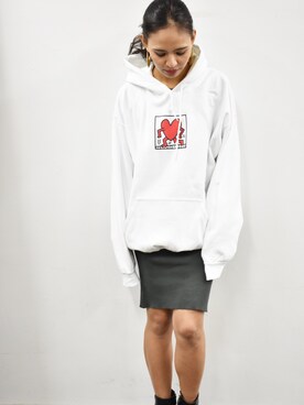 「Keith Haring（キース・ヘリング）のアイテム」を使った、RiNcさん（レディース・164cm）の秋コーディネート
