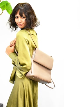 「dictionary（ディクショナリー）のアイテム」を使った、RiNcさん（レディース・163cm）の秋コーディネート