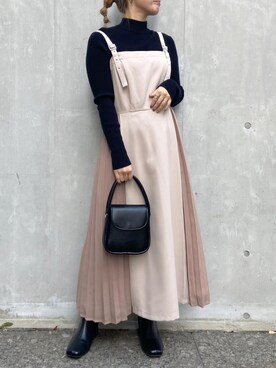 「スクエアトゥ」｜「アイテム（ブーティ）」を使った、みーやんさん（レディース・155cm）の冬コーディネート