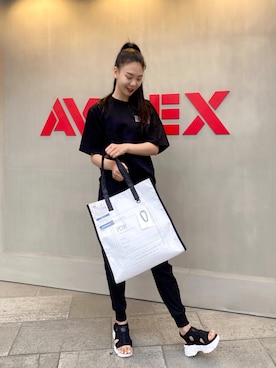 Hana Chuさんのコーディネート