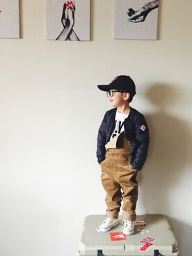 「GLOBAL WORK（グローバルワーク）のアイテム（オールインワン・サロペット）」を使った、かず。さん（キッズ・100cm）の冬コーディネート