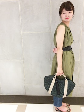 「フリンジデニム」｜「アイテム（ワンピース/ドレス）」を使った、菅沼さん（レディース・162cm）の夏コーディネート