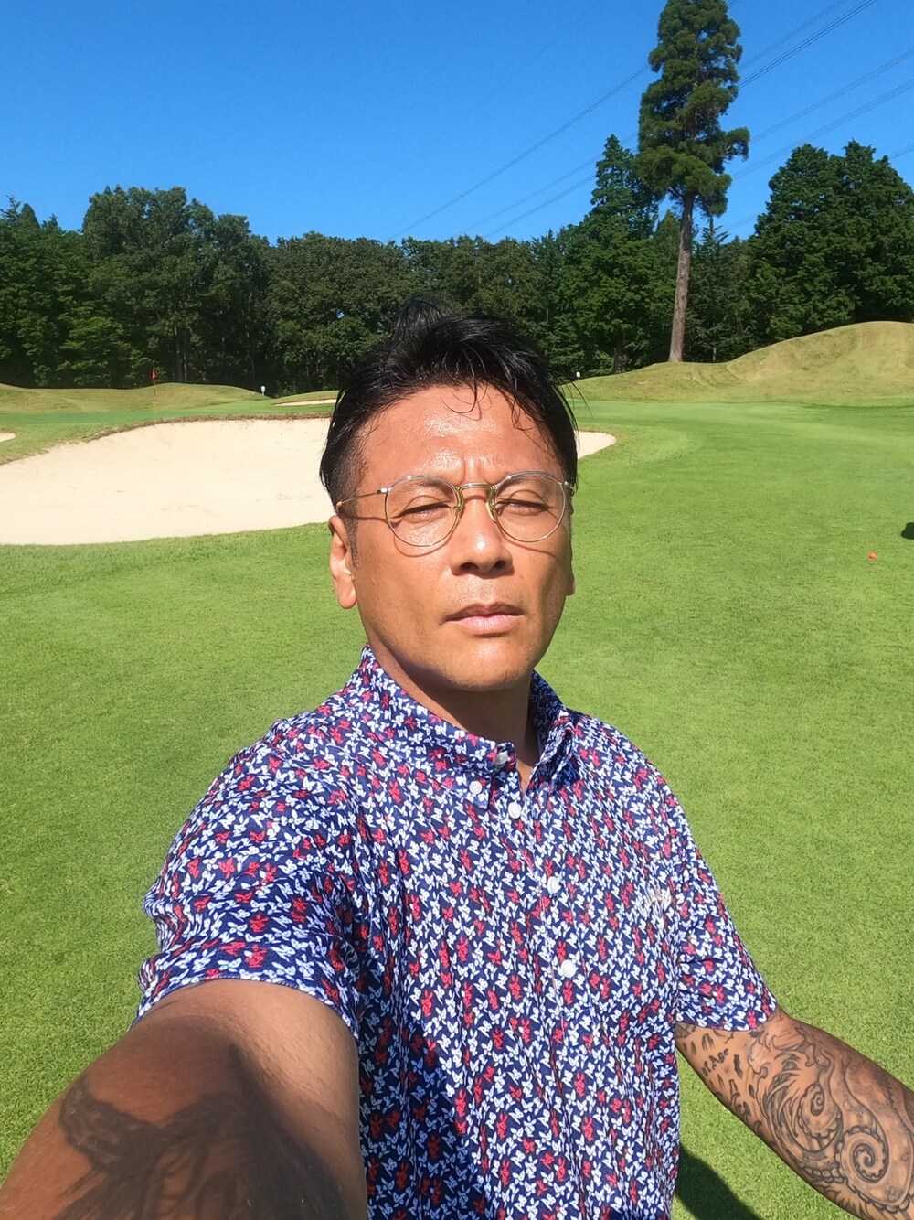 「ゴルフ、キャロウェイ、白山眼鏡、GOLF、Callaway」｜「Callawayのアイテム（ポロシャツ、その他）」を使った、飛車角さん（メンズ・180cm）の夏コーディネートの1枚目の写真