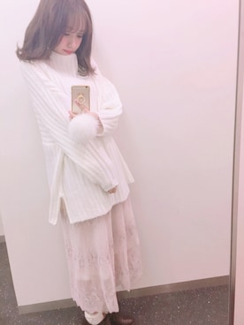 「オールホワイト」｜「アイテム（PC・スマホグッズ/家電）」を使った、前田希美さん（レディース・158cm）の冬コーディネート