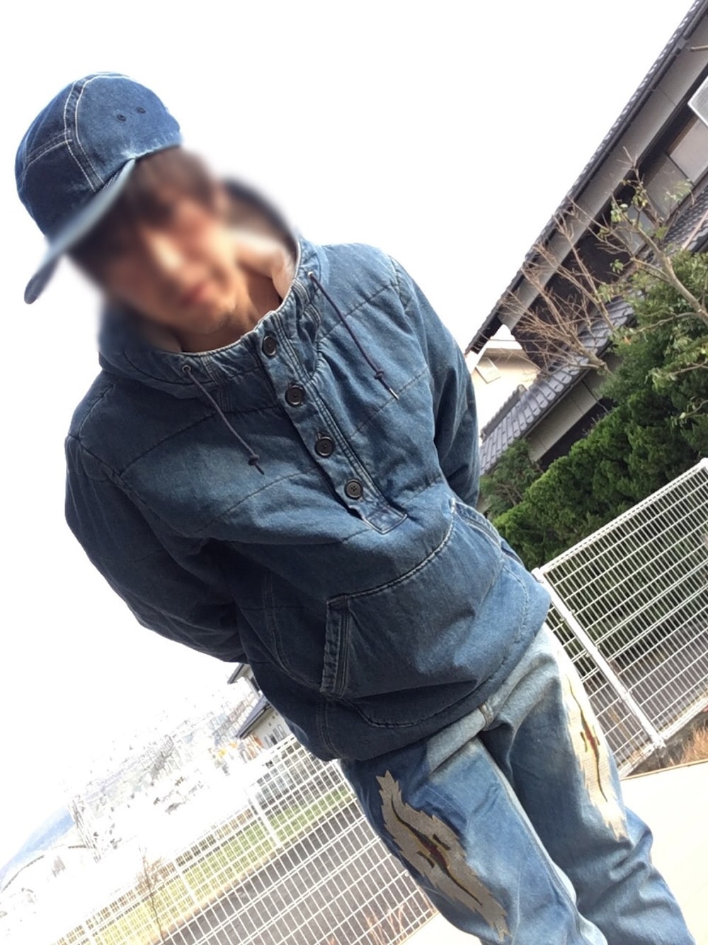 「お洒落さんとつながりたい、カジュアル、デニム、ストリート、シュプリーム、ジョンブル、相互フォロー、supreme、いいね、save、フォローお願いします🤑」｜「Supreme のアイテム（キャップ、ブルー系）」を使った、垂金権造さん（メンズ・171cm）の冬コーディネートの1枚目の写真
