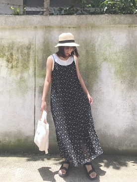 「H&M（エイチ・アンド・エム）のアイテム（ジャンパースカート）」を使った、specialKayeeさん（レディース・150cm）の夏コーディネート