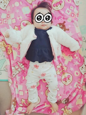 「babygap」｜「アイテム（ノーカラージャケット）」を使った、tomozoさん（キッズ・100cm）の秋コーディネート