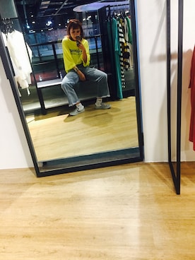 「アイテム（スリッポン、その他）」を使った、Summer Huangさん（レディース・158cm）の秋コーディネート