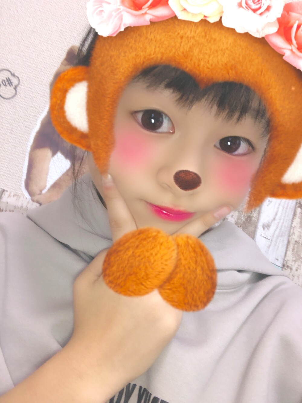 「いいね、save、フォローお願いします🤑」｜「3CEのアイテム（口紅/リップティント/グロス、レッド系）」を使った、Anri🐰さん（レディース・143cm）の秋コーディネートの1枚目の写真
