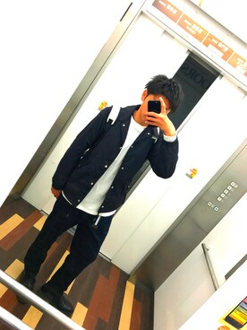 「GU（ジーユー）の（GU）コットンリネンスリムフィットトラウザー（MEN ⁄ チノ・イージーパンツ・デザインパンツ）」を使った、ワカレンさん（メンズ・173cm）の春コーディネート