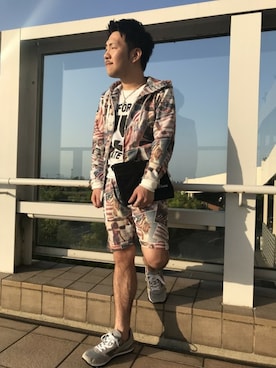 「BROOKS（ブルックス）のアイテム（シューズ）」を使った、keijiさん（メンズ・165cm）の春コーディネート