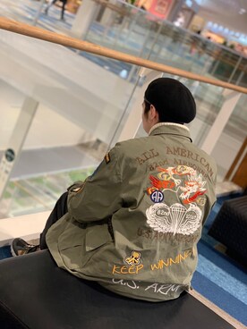 「刺繍」｜「アイテム（ミリタリージャケット）」を使った、Pakkun14さん（メンズ・165cm）の冬コーディネート