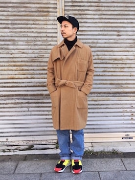 「FACETASM（ファセッタズム）のアイテム（トレンチコート）」を使った、初珠さん（メンズ・167cm）の冬コーディネート