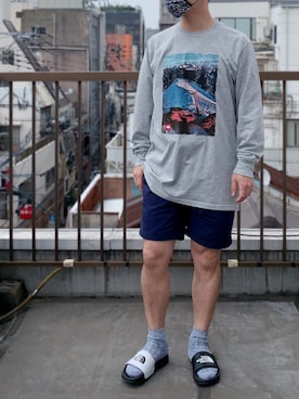 「膝上ショーツ」｜「アイテム（シューズ）」を使った、初珠さん（メンズ・167cm）の春コーディネート