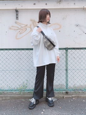 「WEGO（ウィゴー）のアイテム（スラックス）」を使った、manaさん（レディース・165cm）の春コーディネート