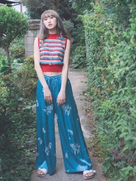 「アイテム（アクセサリー、レッド系）」を使った、emさん（レディース・163cm）の夏コーディネート