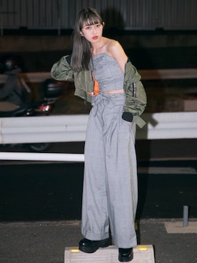 「ショートブルゾン」｜「アイテム（MA-1）」を使った、emさん（レディース・163cm）の秋コーディネート