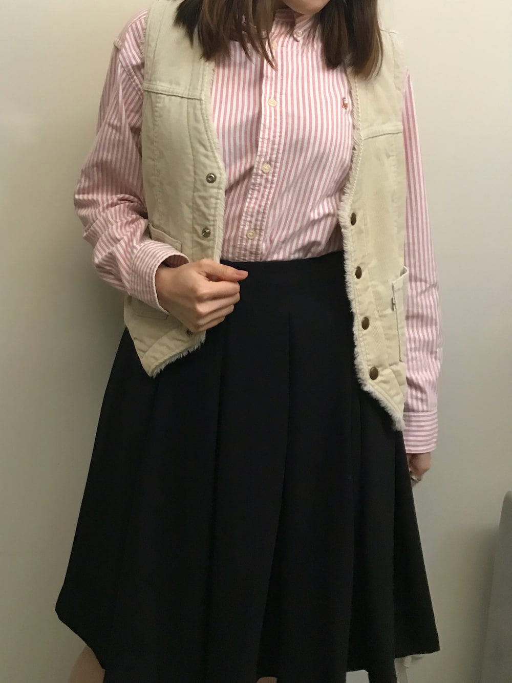 「春、ootd、古着、古着女子」｜「POLO RALPH LAURENのアイテム（シャツ/ブラウス、ピンク系）」を使った、Jasmine ジャスミンさん（レディース・163cm）の冬コーディネートの1枚目の写真