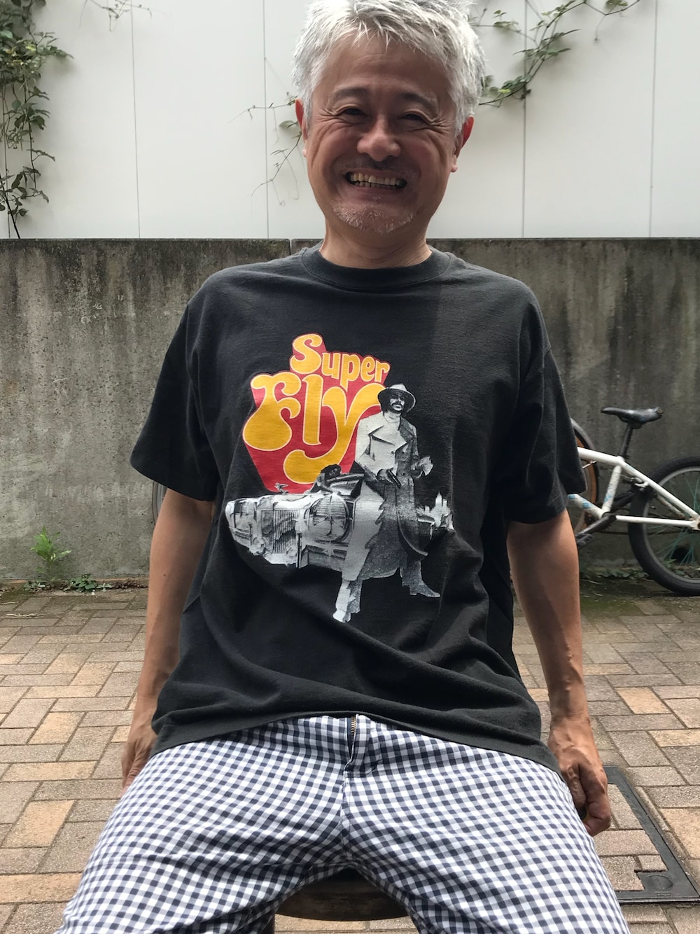 ブラック系のTシャツ/カットソー、ブラック系のTシャツ/カットソー、その他のパンツを着用したメンズの夏コーディネートの1枚目の写真