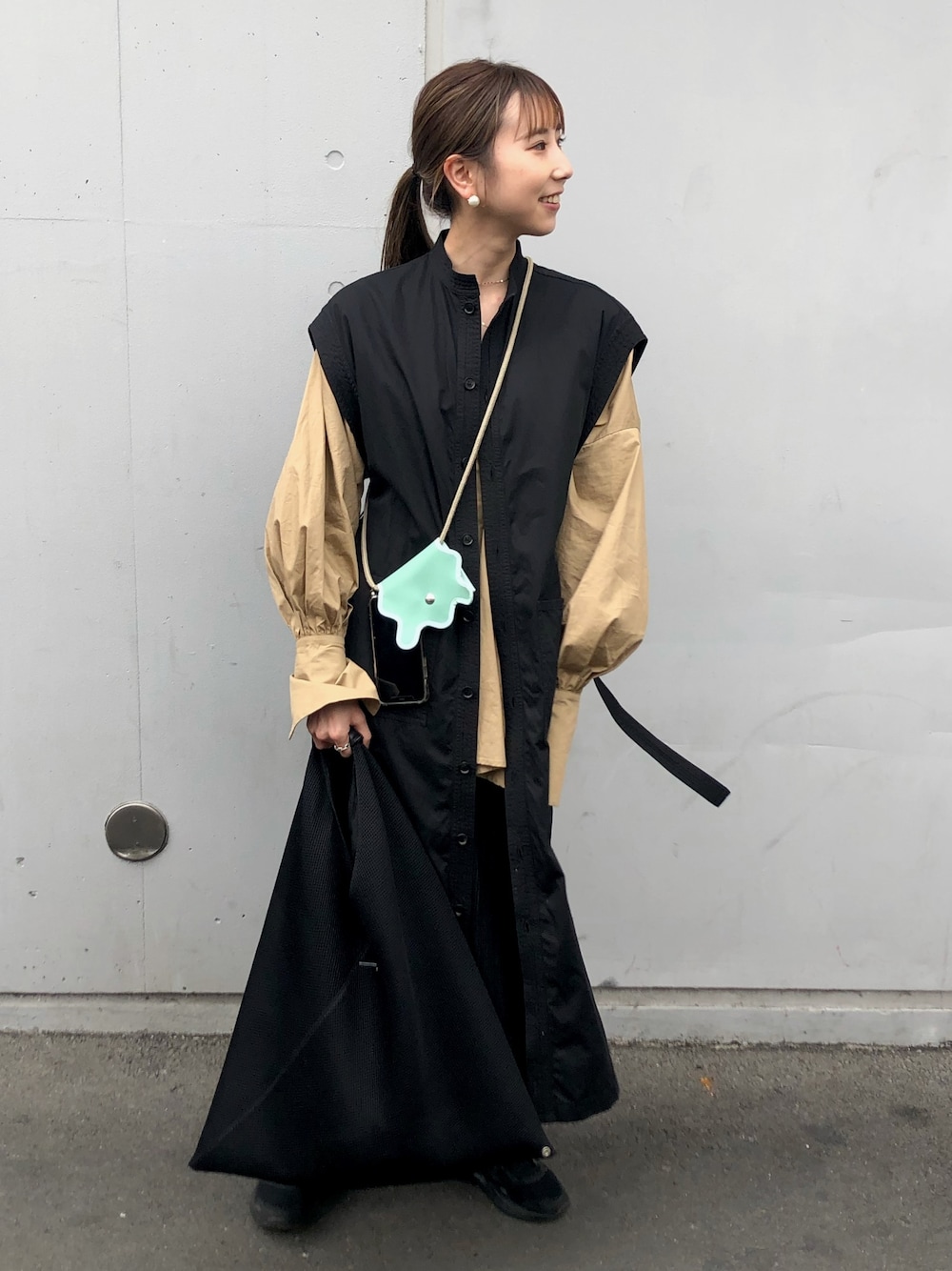 AURALEE / コットンウエストリボンワンピースを使った人気ファッション  