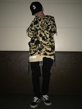 「A BATHING APE（アベイシングエイプ）のアイテム（その他アウター）」を使った、きりとさん（メンズ・165cm）の春コーディネート