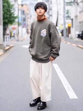 「epnok（エプノック）のアイテム（スウェット）」を使った、中岡 圭さん（メンズ・168cm）の秋コーディネート