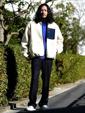 「ブルー x ホワイト」｜「アイテム（ブルゾン）」を使った、鈴木さん（メンズ・171cm）の冬コーディネート