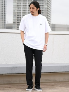 「FRED PERRY（フレッドペリー）のアイテム（Tシャツ/カットソー）」を使った、鈴木さん（メンズ・171cm）の夏コーディネート