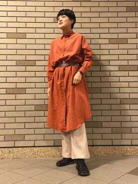 「AS KNOW AS plus（アズノゥアズプラス）のアイテム（シャツワンピース）」を使った、弓月さん（レディース・167cm）の冬コーディネート