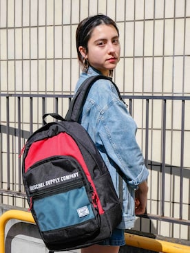 「Herschel Supply（ハーシェルサプライ）のアイテム」を使った、Herschel Supply Womenさん（レディース・160cm）の春コーディネート
