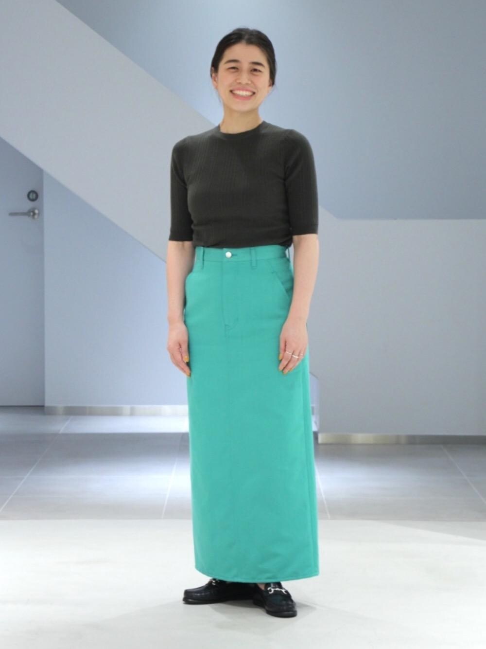 「Parabootの別注＜Paraboot（パラブーツ）＞BIT DECK ローファー†（ローファー、ブルー系）」を使った、IKEZU MIWAさん（レディース・161cm）の夏コーディネートの1枚目の写真