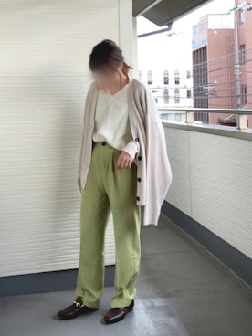 「ピスタチオ」｜「アイテム（ローファー）」を使った、teeemoeさん（レディース・157cm）の秋コーディネート