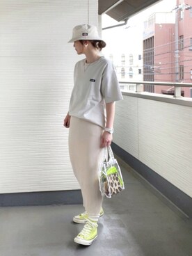 「LOOPのアイテム」を使った、teeemoeさん（レディース・157cm）の春コーディネート